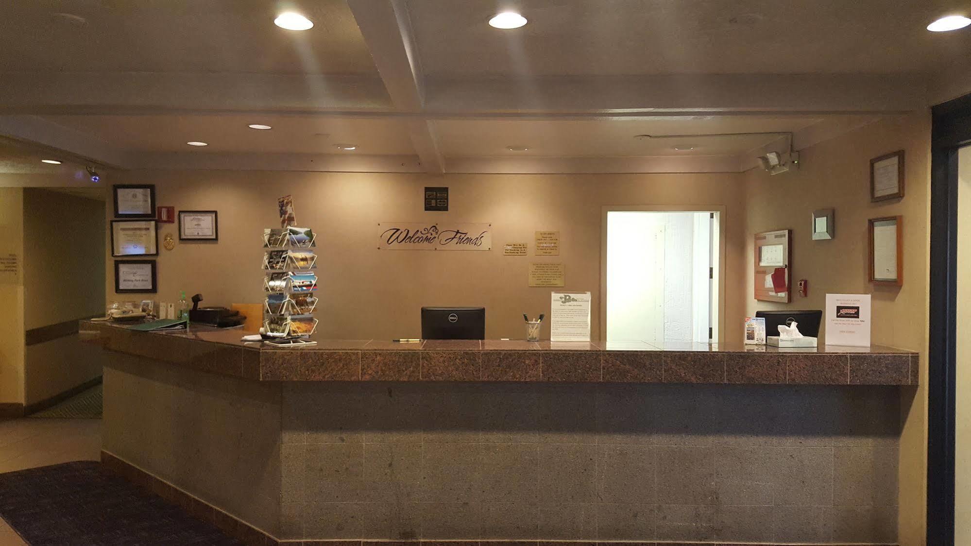 Hibbing Park Hotel מראה חיצוני תמונה